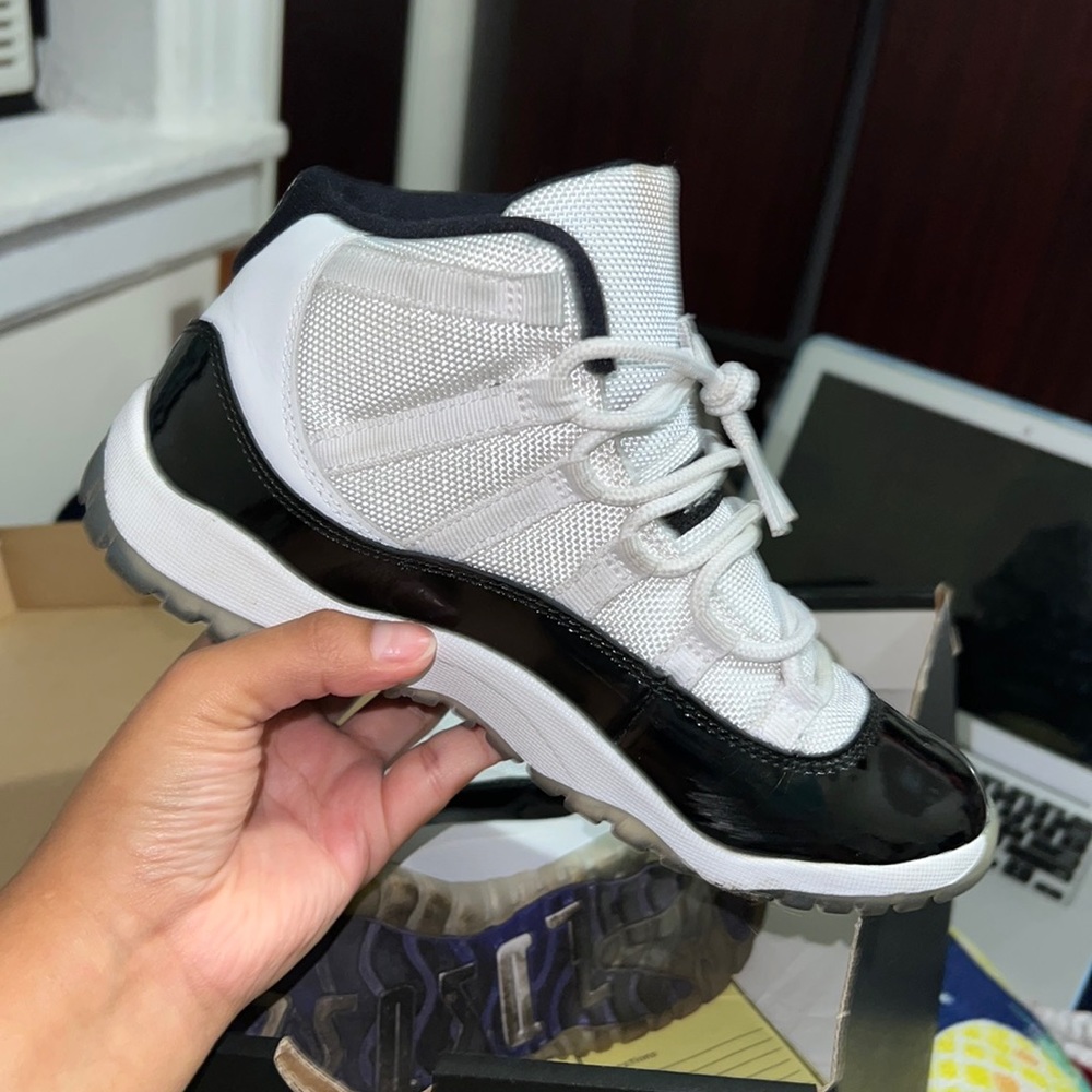 Jordan 11 retro Concord